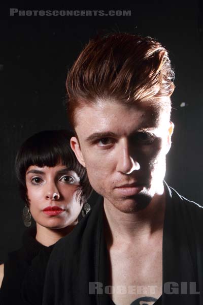 SCHOOL OF SEVEN BELLS - 2012-03-12 - PARIS - Point Ephemere - 